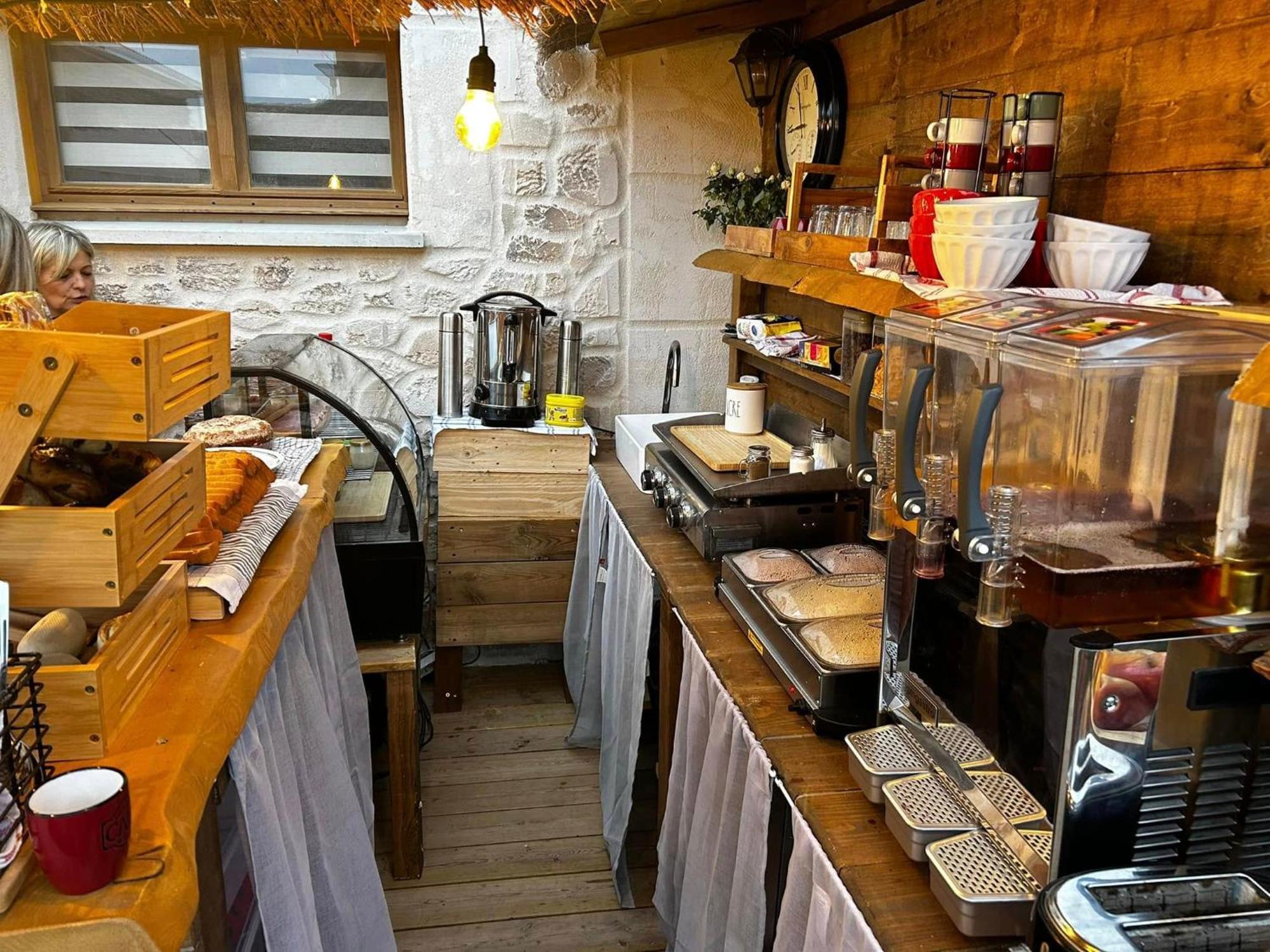 Les Chambres De Paulette Chambres A Theme Jack Sparrow Sainte-Marie-la-Mer Zewnętrze zdjęcie